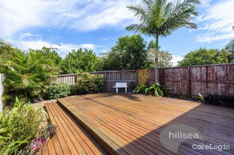 Property photo of 4/63 Olsen Avenue Labrador QLD 4215