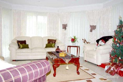 Property photo of 41 Galapagos Way Pacific Pines QLD 4211
