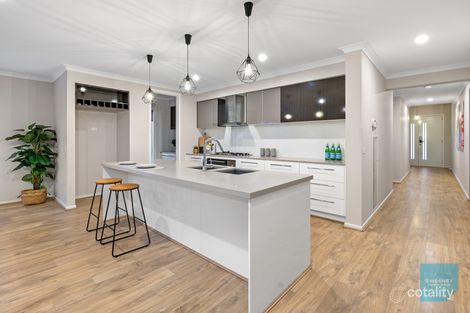 Property photo of 48 Infinity Drive Fraser Rise VIC 3336