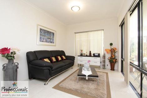 Property photo of 9 Cranbrook Pass Canning Vale WA 6155
