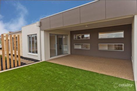 18 Inverness Dr, Junortoun, VIC 3551