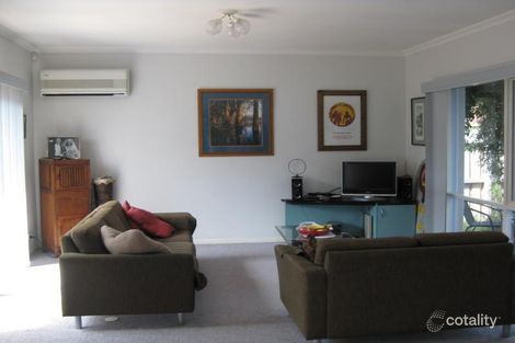 Property photo of 2/12 Bateman Street Hampton VIC 3188