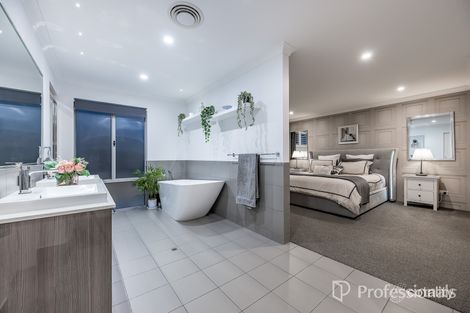 Property photo of 8 Penshell Street Jindalee WA 6036