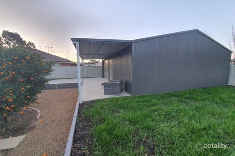 Property photo of 15 Nubrena Drive Strathfieldsaye VIC 3551