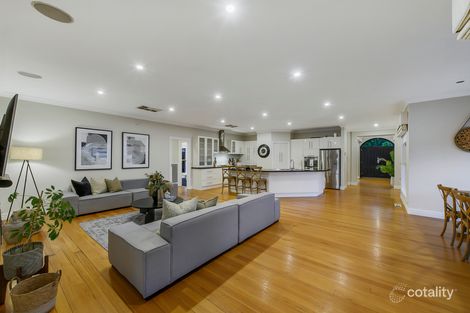 Property photo of 7 Blackman Crescent Taylors Lakes VIC 3038