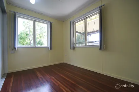 Property photo of 42 River Road Bundamba QLD 4304