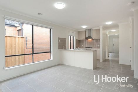 Property photo of 10 Neon Street Point Cook VIC 3030