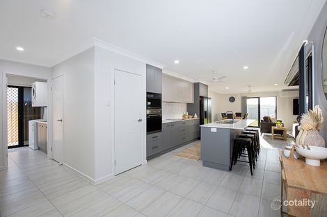 Property photo of 64 Hermosa Circuit Beaconsfield QLD 4740