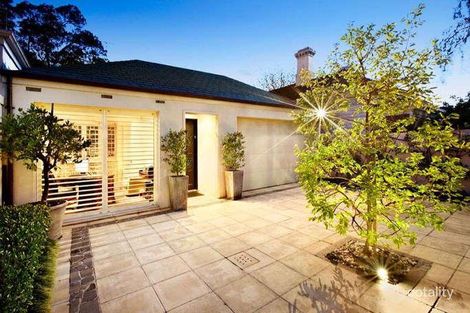 Property photo of 16 Millicent Avenue Toorak VIC 3142