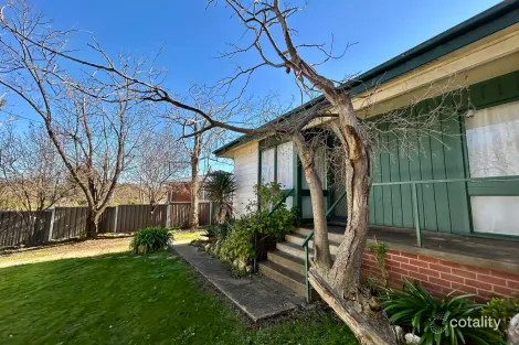 Property photo of 9 Crowther Street Young NSW 2594