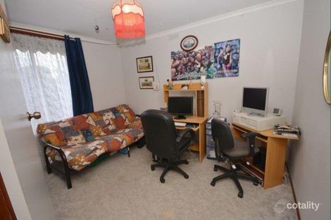 Property photo of 1 Elm Street Wendouree VIC 3355