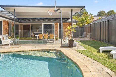 Property photo of 20 Kentia Court Elanora QLD 4221