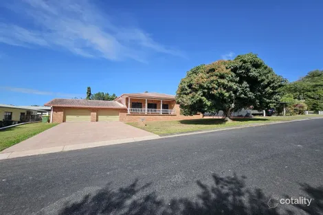 6 Grampian Cl, Smithfield, QLD 4878