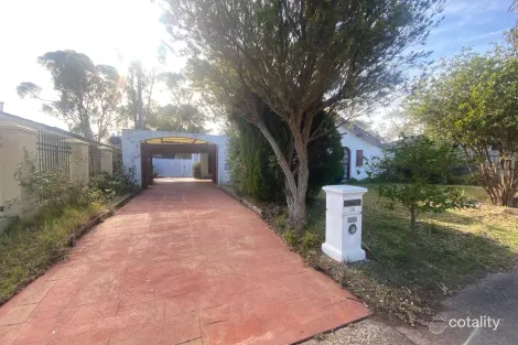 Property photo of 38 Green Valley Crescent Hampton Park VIC 3976