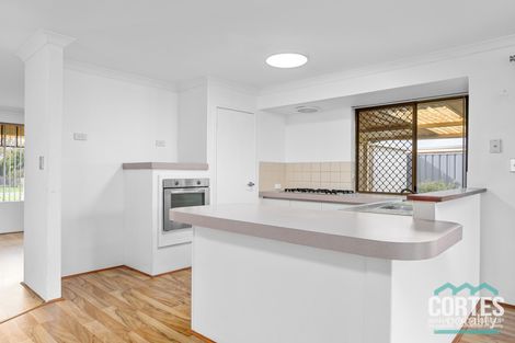 Property photo of 8 Lightfoot Place Cooloongup WA 6168