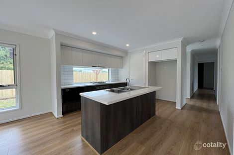 Property photo of 13 Sinclair Circuit Winchelsea VIC 3241