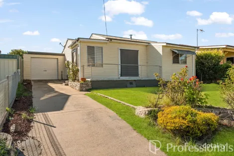 16 Pacific Way, West Bathurst, NSW 2795