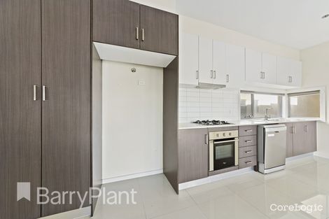 Property photo of 4/106 The Esplanade Caroline Springs VIC 3023