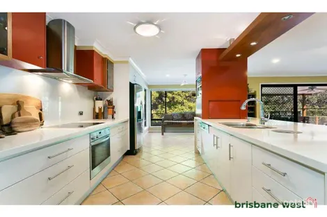 Property photo of 411 Pullenvale Road Pullenvale QLD 4069