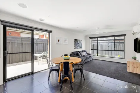 Property photo of 29 Sovereign Drive Mount Duneed VIC 3217