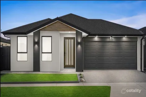 30 Makiti Cres, Harkness, VIC 3337