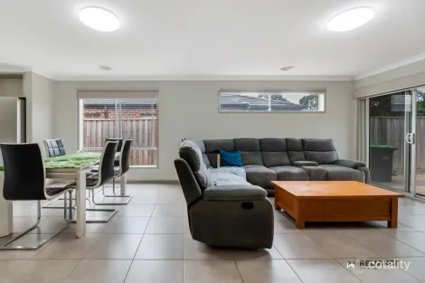 Property photo of 5 Oakbridge Street Weir Views VIC 3338