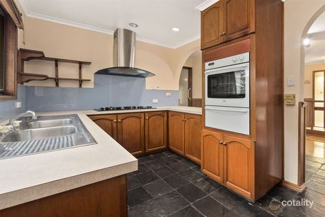 Property photo of 10 Shaxton Circle Frankston VIC 3199