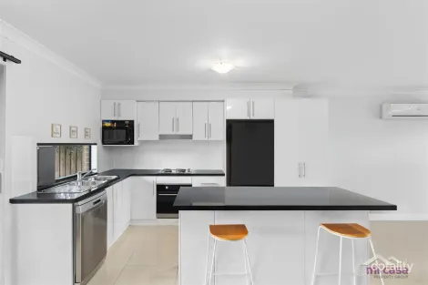 Property photo of 2/49 Station Road Bethania QLD 4205