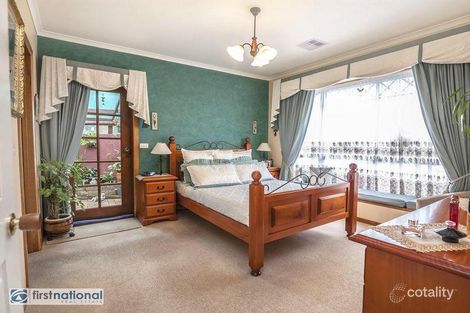Property photo of 9 Thistle Court Meadow Heights VIC 3048