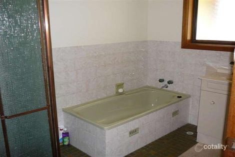 Property photo of 7 Light Road Cummins SA 5631