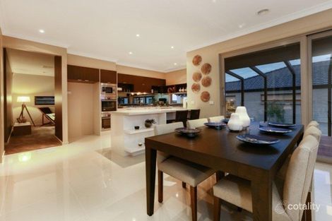 Property photo of 1 Glover Close Pakenham VIC 3810