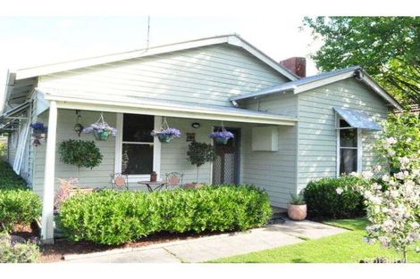 Property photo of 246 Rossiter Road Koo Wee Rup VIC 3981