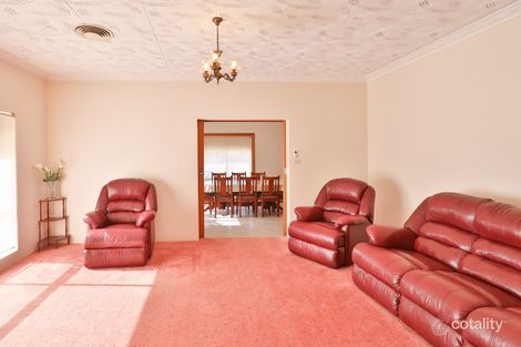 Property photo of 1 Murray Avenue Red Cliffs VIC 3496