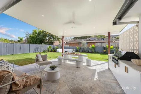 12 Robert Garrett St, Coffs Harbour, NSW 2450