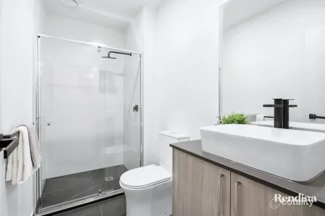 Property photo of 8/146 Cooper Street Essendon VIC 3040