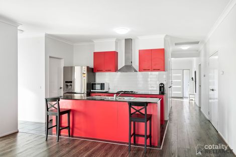 Property photo of 38 Edwin Close Manor Lakes VIC 3024