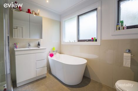 Property photo of 16 Benton Road Healesville VIC 3777