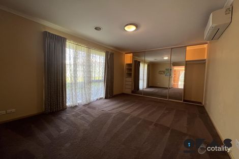 Property photo of 12 Gooch Close Sydenham VIC 3037