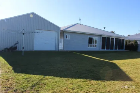 Property photo of 18 Billabong Drive Goondiwindi QLD 4390