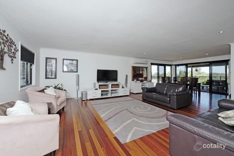 Property photo of 17 Curlew Crescent Eagleby QLD 4207