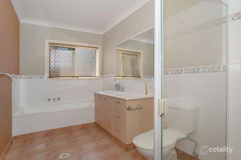 Property photo of 18 Wandilla Drive Helensvale QLD 4212