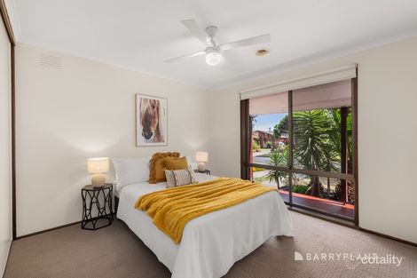 Property photo of 6 Wenden Road Mill Park VIC 3082