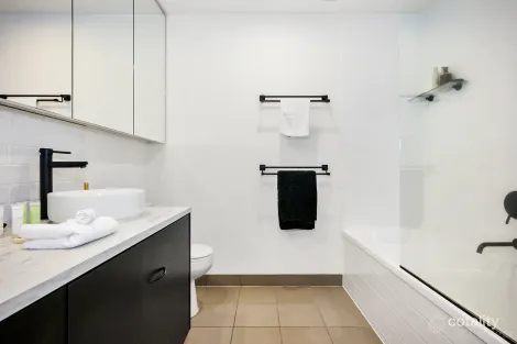 Property photo of 211/95-103 Ormond Road Elwood VIC 3184