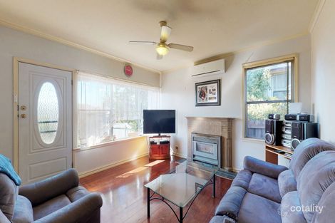 Property photo of 61 Newman Crescent Traralgon VIC 3844