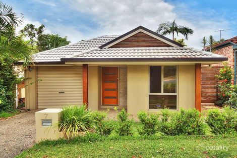Property photo of 7 Napier Place Forest Lake QLD 4078