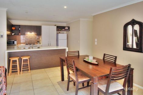 Property photo of 7 Napier Place Forest Lake QLD 4078