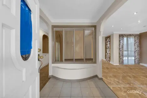 Property photo of 16 Amarina Close Meadow Heights VIC 3048