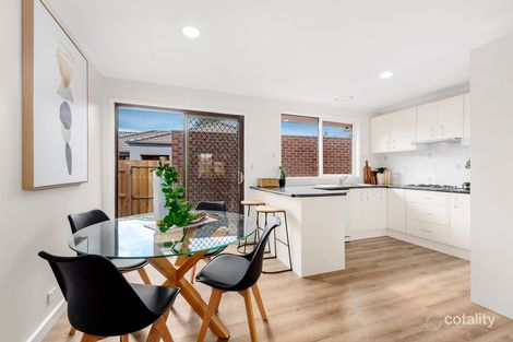 Property photo of 12 Paramount Avenue Kilsyth VIC 3137