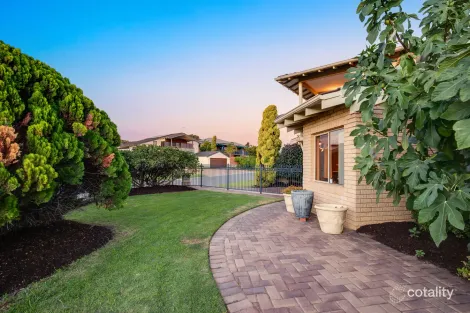 Property photo of 1 Truslove Way Duncraig WA 6023
