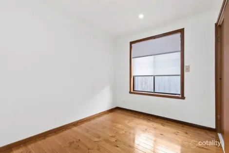 Property photo of 156 Roycroft Avenue Mill Park VIC 3082